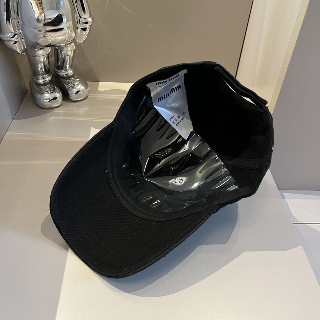 Miu Miu Caps